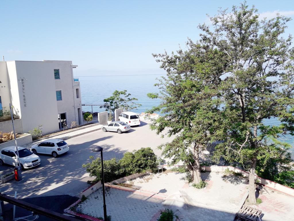 Two Palms Apartment Sutomore Eksteriør bilde